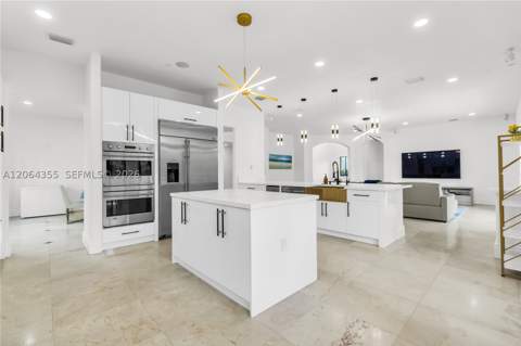 7965 SW 195th St, Cutler Bay FL - photo 12 of 96