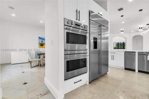 7965 SW 195th St, Cutler Bay FL - photo 17 of 96