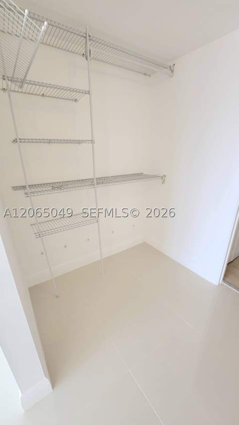 1750 N Bayshore Dr 2010, Miami FL - photo 18 of 23