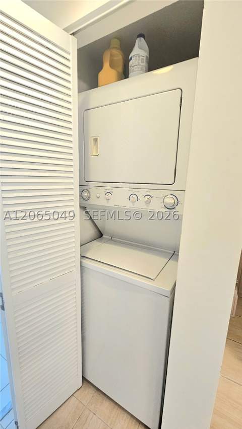 1750 N Bayshore Dr 2010, Miami FL - photo 23 of 23