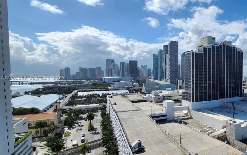 1 bedroom Condominium at 1750 N Bayshore Dr 2010, Opera Tower Condo, Miami — photo 3