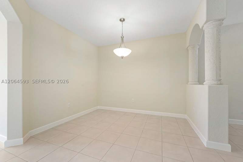 4 bedroom Townhouse at 1417 SE 24th Rd, Keys Garden, Homestead — photo 5