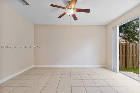 1427 SE 25th Ave, Homestead FL - photo 16 of 33