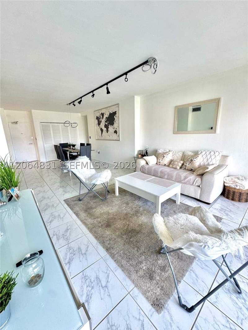 1 bedroom Condominium at 300 Bayview Dr 1603, Arlen House Condo, Sunny Isles Beach — photo 4