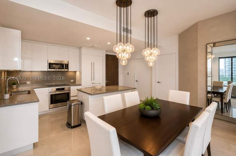 2 bedroom Condominium at 88 SW 7th St 3709, Rise Condo, Miami — photo 4