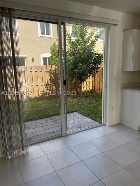 2435 SE 11th St, Homestead FL - photo 6 of 12