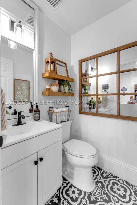 1050 NW 129th Ave, Miami FL - photo 10 of 34