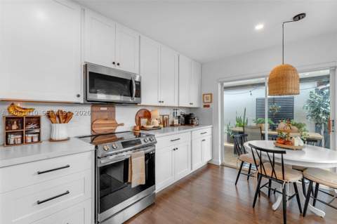 1050 NW 129th Ave, Miami FL - photo 14 of 34