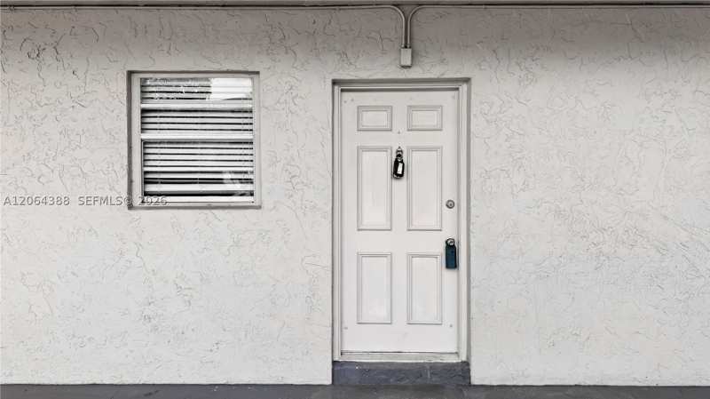 1 bedroom Condominium at 17255 SW 95th Ave 161, Village Homes & Condos At, Palmetto Bay — photo 1