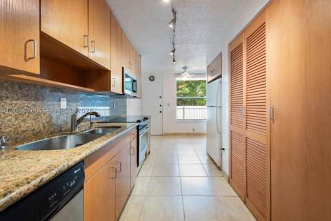 10230 Collins Ave 101, Bal Harbour FL - photo 16 of 24