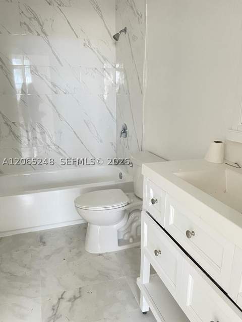 2903 SE 17th Ave 206, Homestead FL - photo 11 of 26