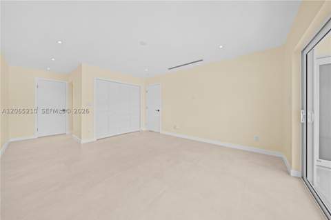 1400 NE 191st St 305, Miami FL - photo 10 of 24