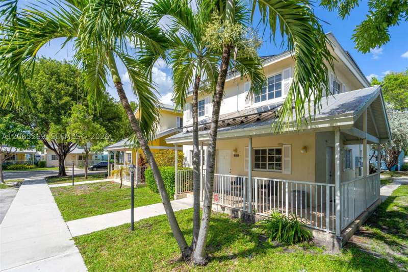 4 bedroom Villa at 1975 NW 3rd Ct 39, The Villas Of St Agnes Co, Miami — photo 3