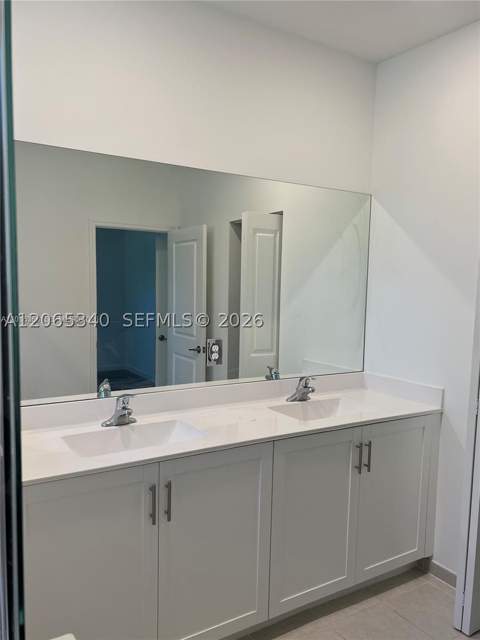 1211 SE 27th Ter, Homestead FL - photo 8 of 11