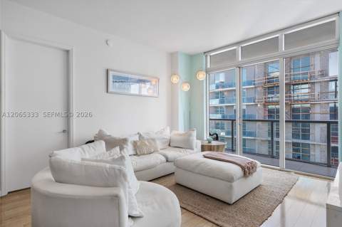 55 SE 6th St 4305, Miami FL - photo 14 of 18