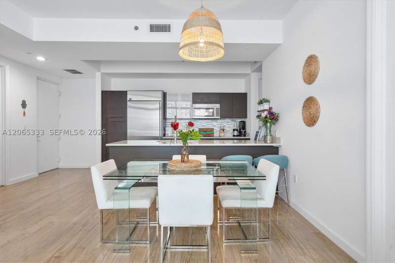 2 bedroom Condominium at 55 SE 6th St 4305, 500 Brickell West Condo, Miami — photo 2