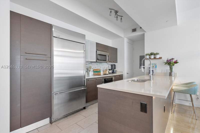 2 bedroom Condominium at 55 SE 6th St 4305, 500 Brickell West Condo, Miami — photo 3
