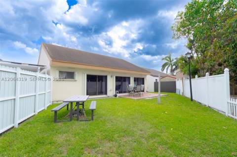 18772 NW 80th Ct, Hialeah FL - photo 18 of 46