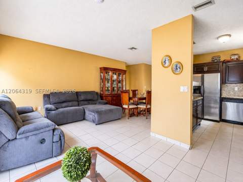 18772 NW 80th Ct, Hialeah FL - photo 22 of 46