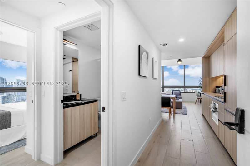 2 bedroom Condominium at 225 N Miami Ave Ph-3712, District 225, Miami — photo 1