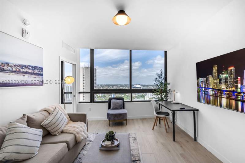 2 bedroom Condominium at 225 N Miami Ave Ph-3712, District 225, Miami — photo 5