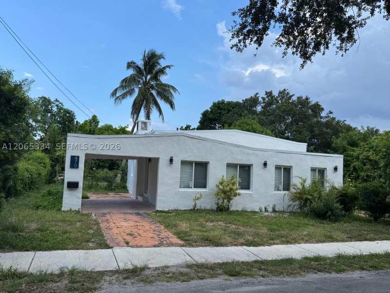 3 bedroom SingleFamilyResidence at 470 NE 130th St, Griffing Bisc Park Est, North Miami — photo 1