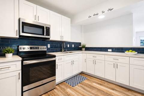 15624 SW 297th Ter, Homestead FL - photo 6 of 20