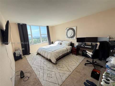 5600 Collins Ave 16G, Miami Beach FL - photo 12 of 45