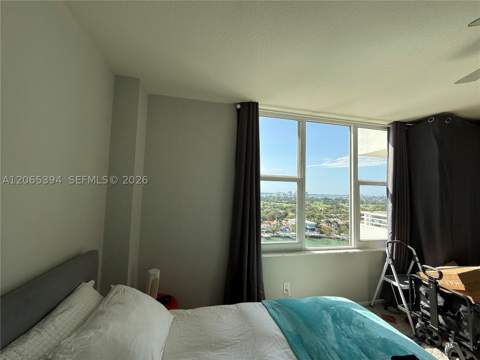 5600 Collins Ave 16G, Miami Beach FL - photo 19 of 45