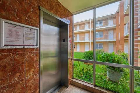 3881 W Flagler St 316, Miami FL - photo 19 of 21