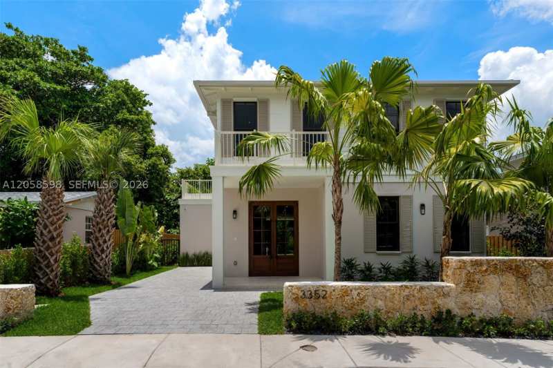 4 bedroom SingleFamilyResidence at 3352 Charles Ave, Frow Homestead, Miami — photo 1
