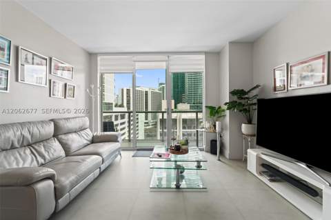 500 Brickell Ave 1405, Miami FL - photo 20 of 40