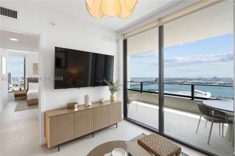 159 NE 6th St 2415, Miami FL - photo 11 of 37
