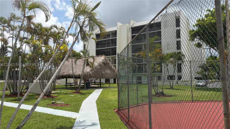 2 bedroom Condominium at 14201 SW 66th St 406- A, Racquet Club Of Kendale L, Miami — photo 1
