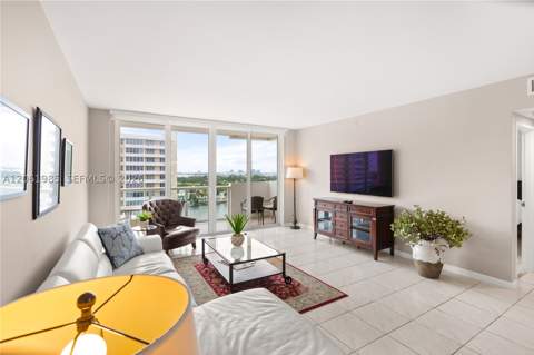 5601 Collins Ave 1216, Miami Beach FL - photo 14 of 30