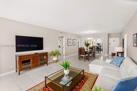 5601 Collins Ave 1216, Miami Beach FL - photo 17 of 30