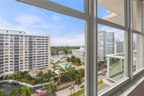 5601 Collins Ave 1216, Miami Beach FL - photo 20 of 30