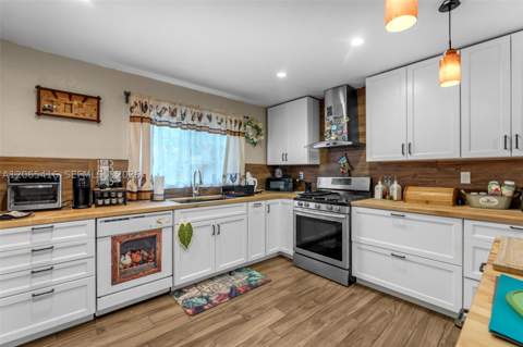 20301 SW 105th Ave, Cutler Bay FL - photo 14 of 55