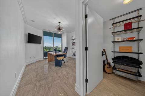 17301 Biscayne Boulevard 506, North Miami Beach FL - photo 18 of 54