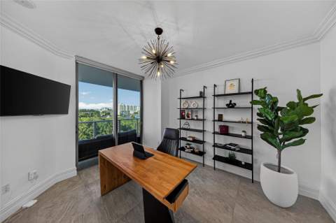 17301 Biscayne Boulevard 506, North Miami Beach FL - photo 19 of 54
