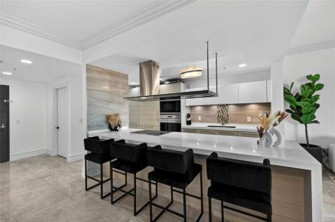 17301 Biscayne Boulevard 506, North Miami Beach FL - photo 8 of 54