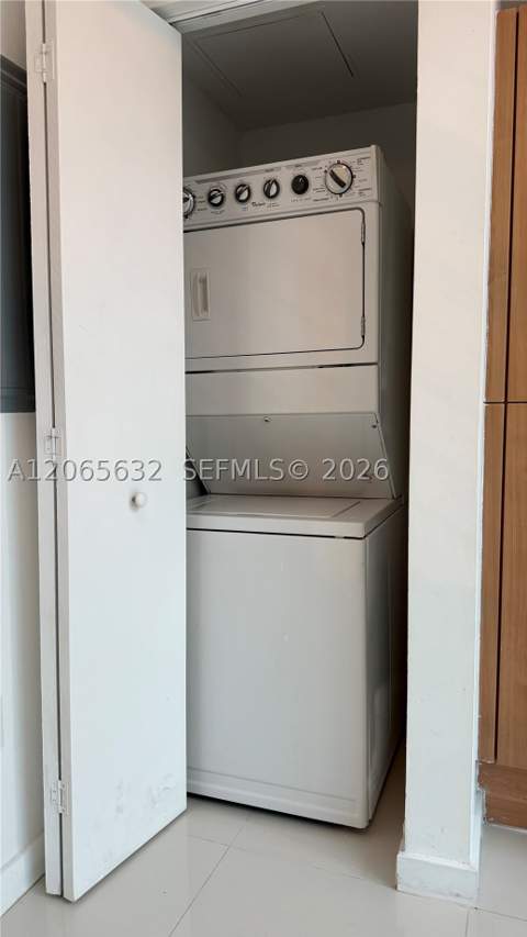 350 S Miami Ave 302, Miami FL - photo 11 of 25
