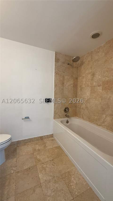 350 S Miami Ave 302, Miami FL - photo 14 of 25