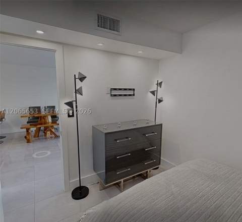 16850 S Glades Dr 5C, North Miami Beach FL - photo 14 of 38