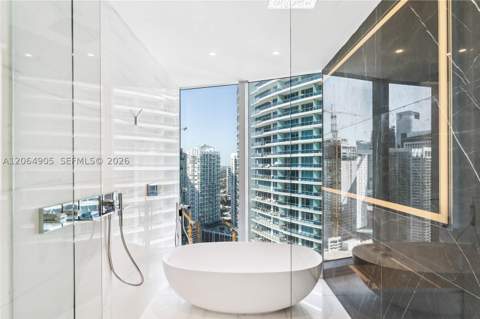 300 Biscayne Blvd Way 3507, Miami FL - photo 12 of 48
