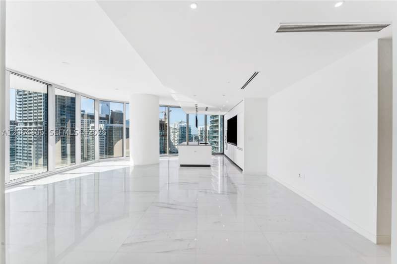 3 bedroom Condominium at 300 Biscayne Blvd Way 3507, Aston Martin Residences, Miami — photo 2