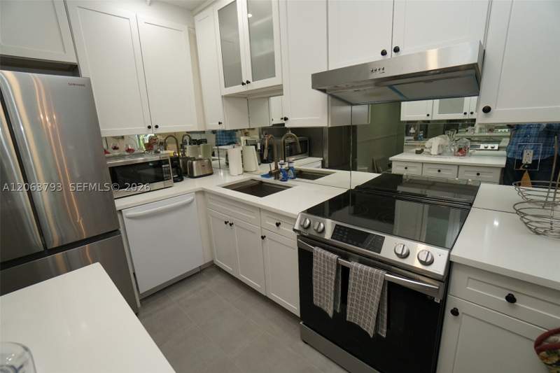 1 bedroom Condominium at 1540 Meridian Ave 3G, Meridian House Condo, Miami Beach — photo 5
