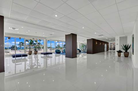 5701 Collins Ave 319, Miami Beach FL - photo 10 of 31