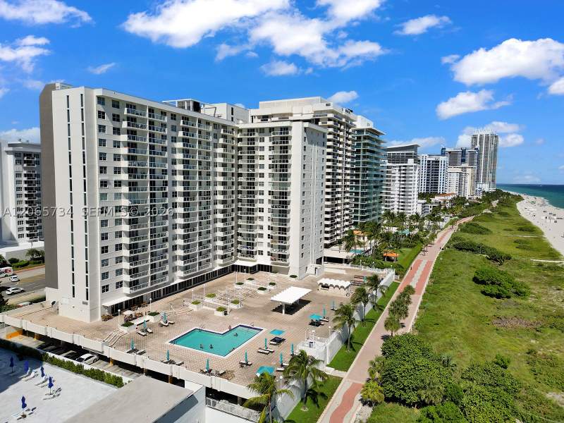 1 bedroom Condominium at 5701 Collins Ave 319, Arlen Beach Condo, Miami Beach — photo 4