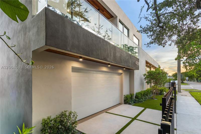 4 bedroom SingleFamilyResidence at 4031 NW 1st Ave, Princess Park, Miami — photo 2